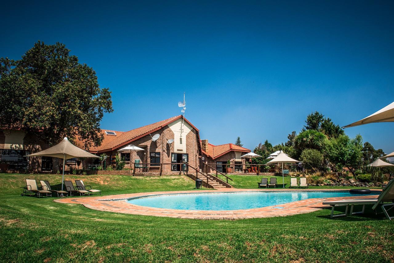 Hotel First Group Qwantani Harrismith Exterior foto